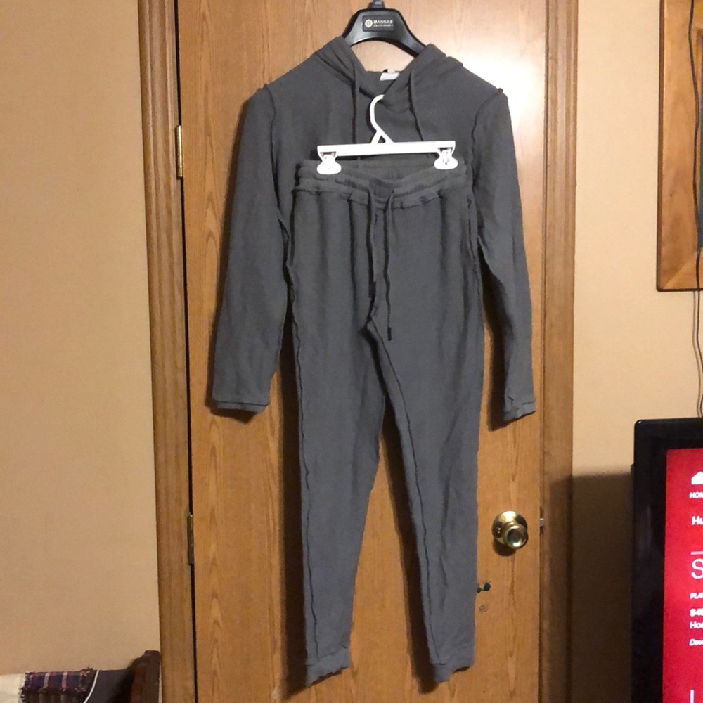 Knit crop hoodie with matching pants